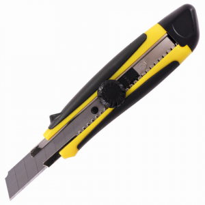 Нож 18мм, черно-желтый, роликовый фиксатор, резиновые вставки BRAUBERG "Universal". Арт.235402 ― Кнопкару. Саранск